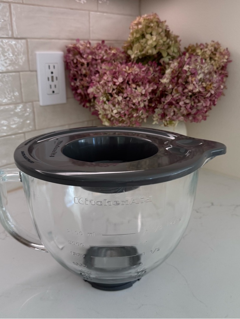 KitchenAid Clear Glass Mixing Bowl with Lid - Picture 2 of 4